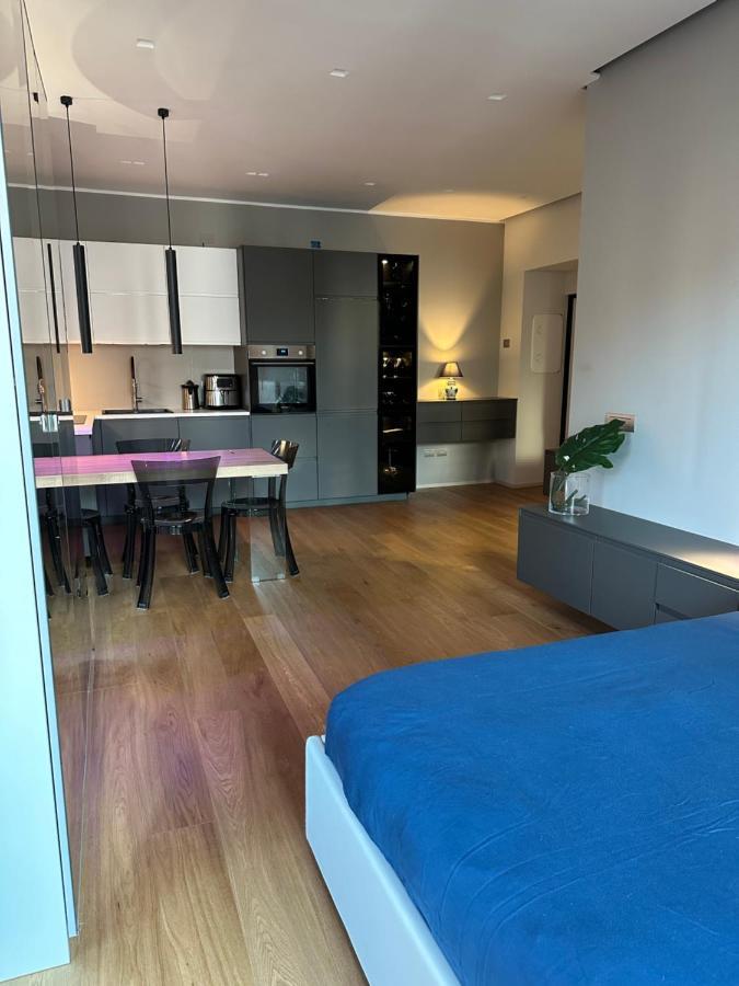 Lr Deluxe Apartments - Fondazione Prada - Metro M3 Milano Ngoại thất bức ảnh