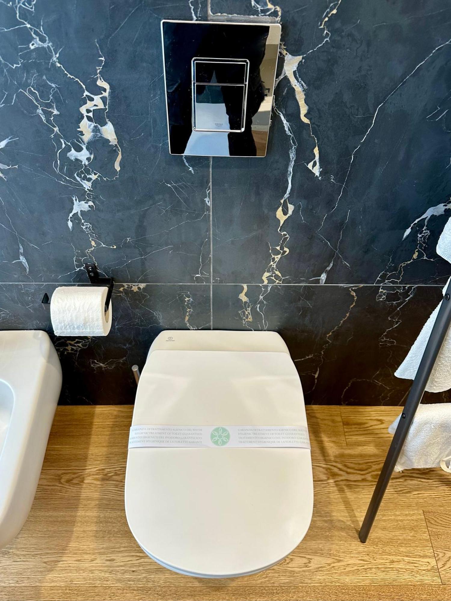 Lr Deluxe Apartments - Fondazione Prada - Metro M3 Milano Ngoại thất bức ảnh